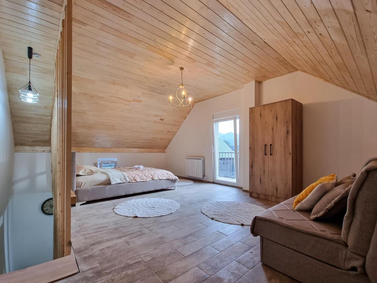Apartmani Gala Zabljak Exteriör bild