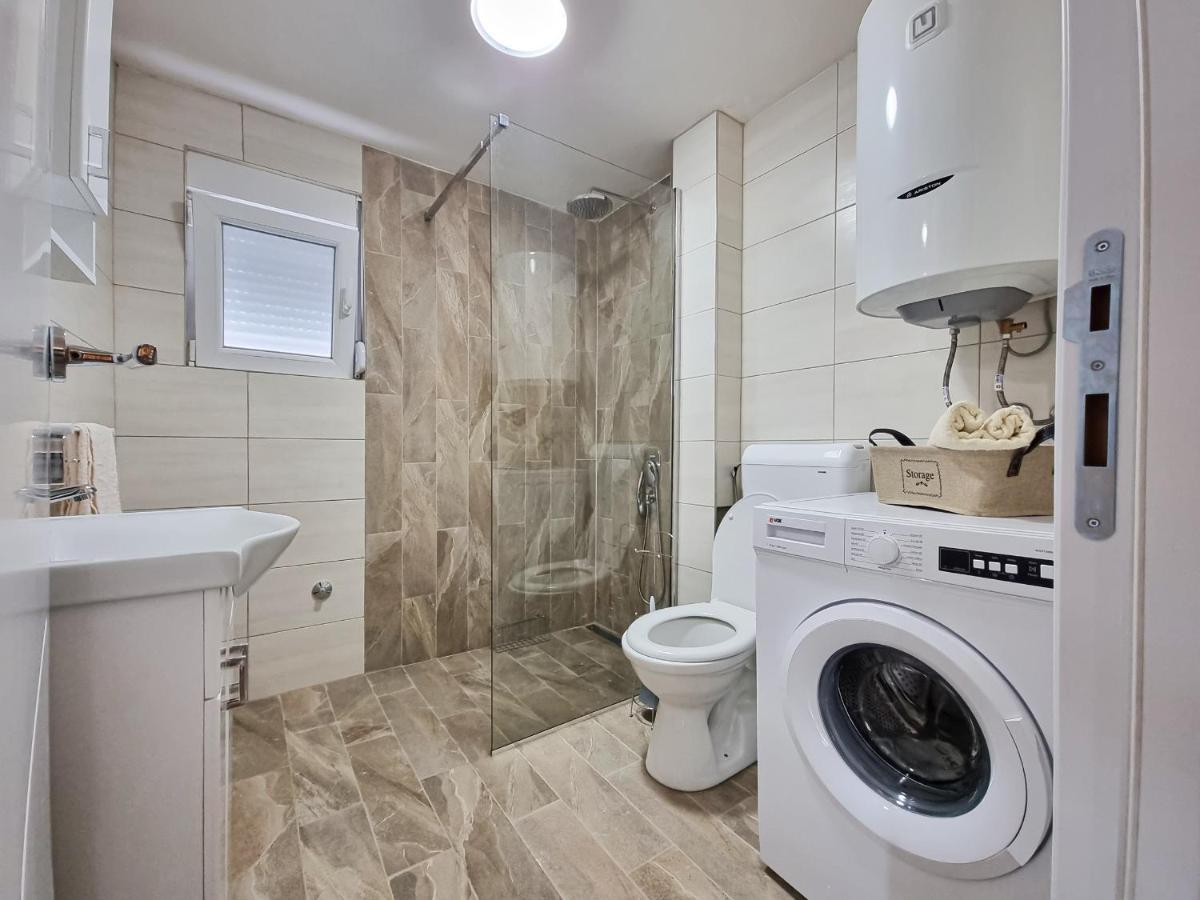 Apartmani Gala Zabljak Exteriör bild