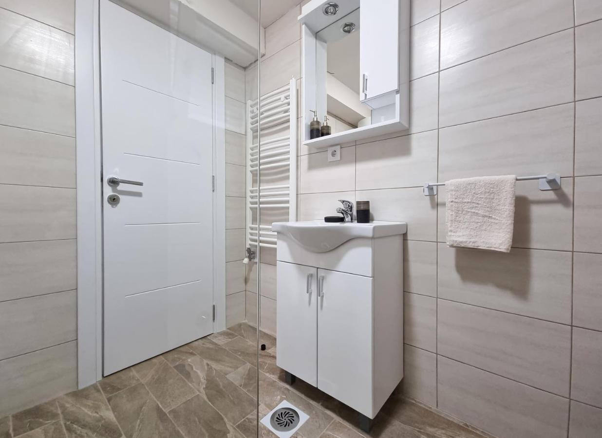 Apartmani Gala Zabljak Exteriör bild